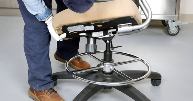 When to Replace Your Hydraulic Chair System
